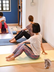 ウダヤヨガスタジオの生徒さん