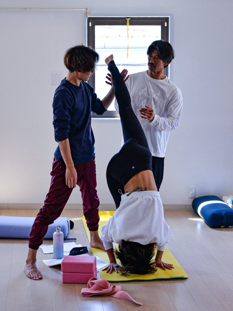 日曜日、けんてぃー先生のハタヨガベーシック