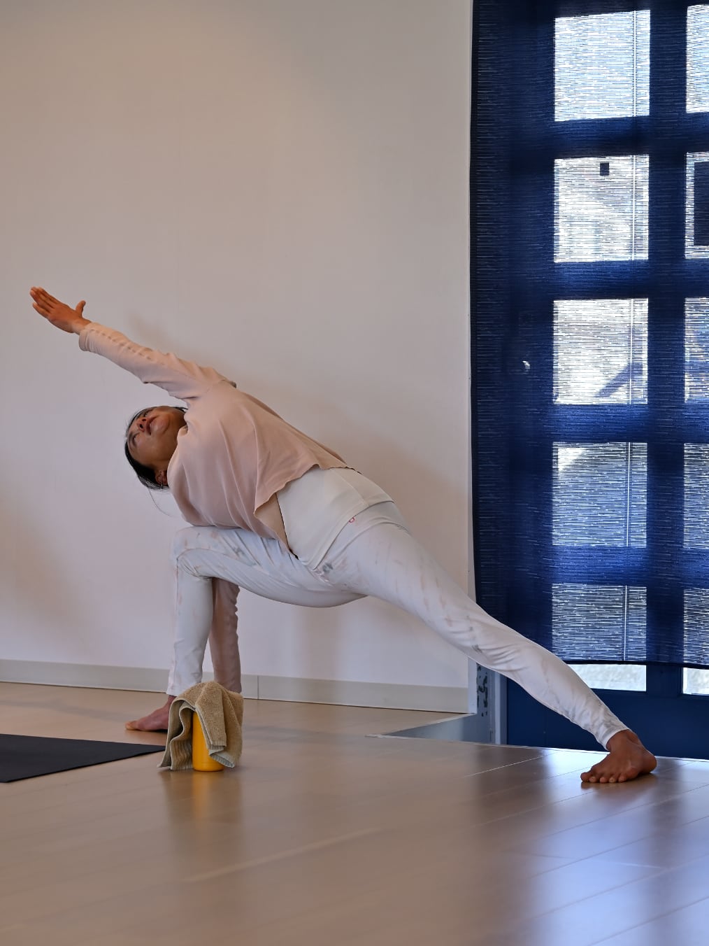 木曜日、MEGUMI先生のアシュタンガヨガ・オールレベル