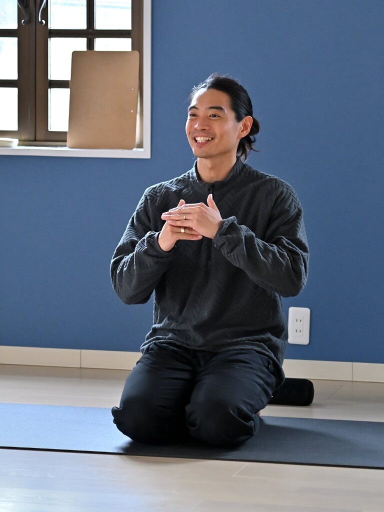 山口陽平先生のSURYA NAMASKAR：構造・呼吸・意識