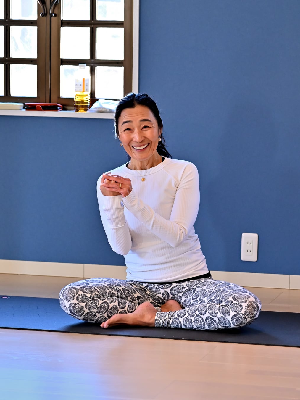 金曜日、和恵先生のインナージャーニーヨガ